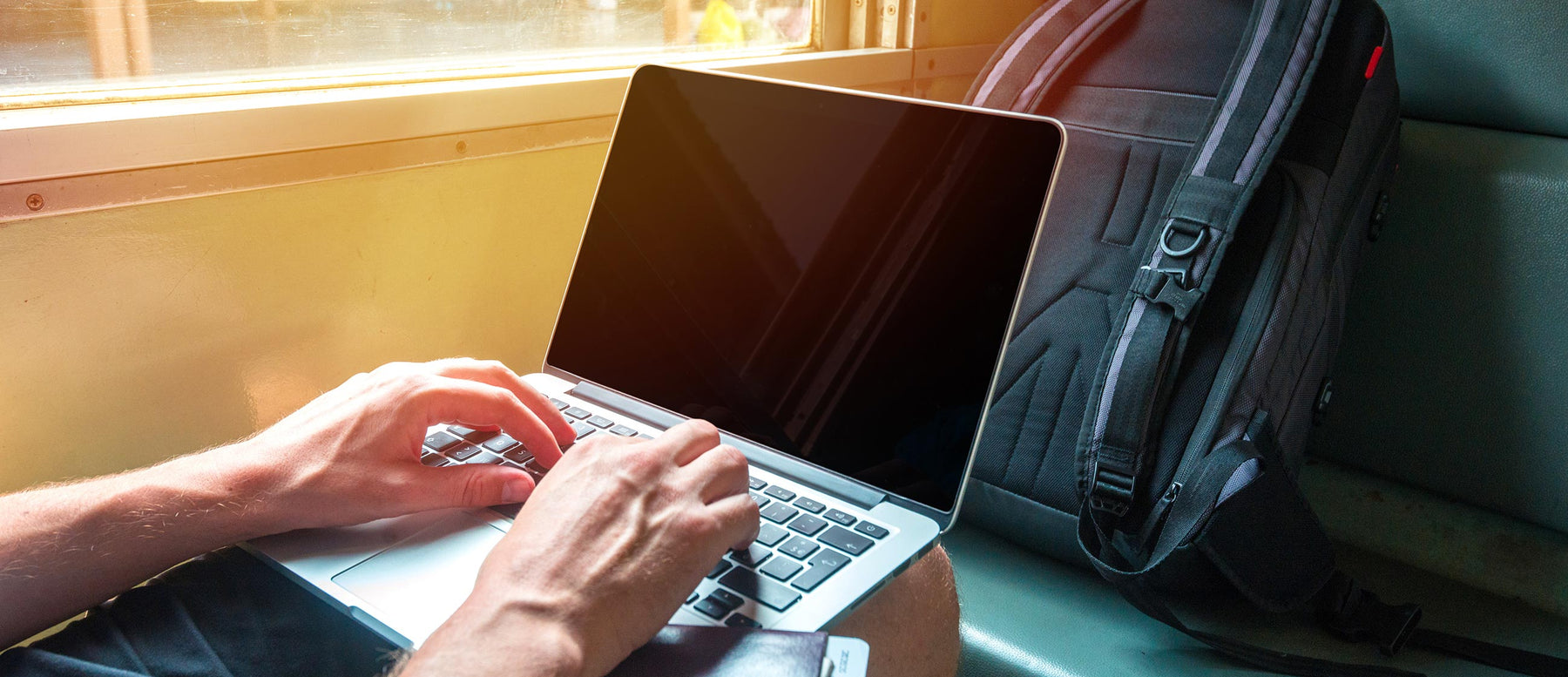 Benefits of Purchasing Bulk Laptop Backpacks in the United Kingdom